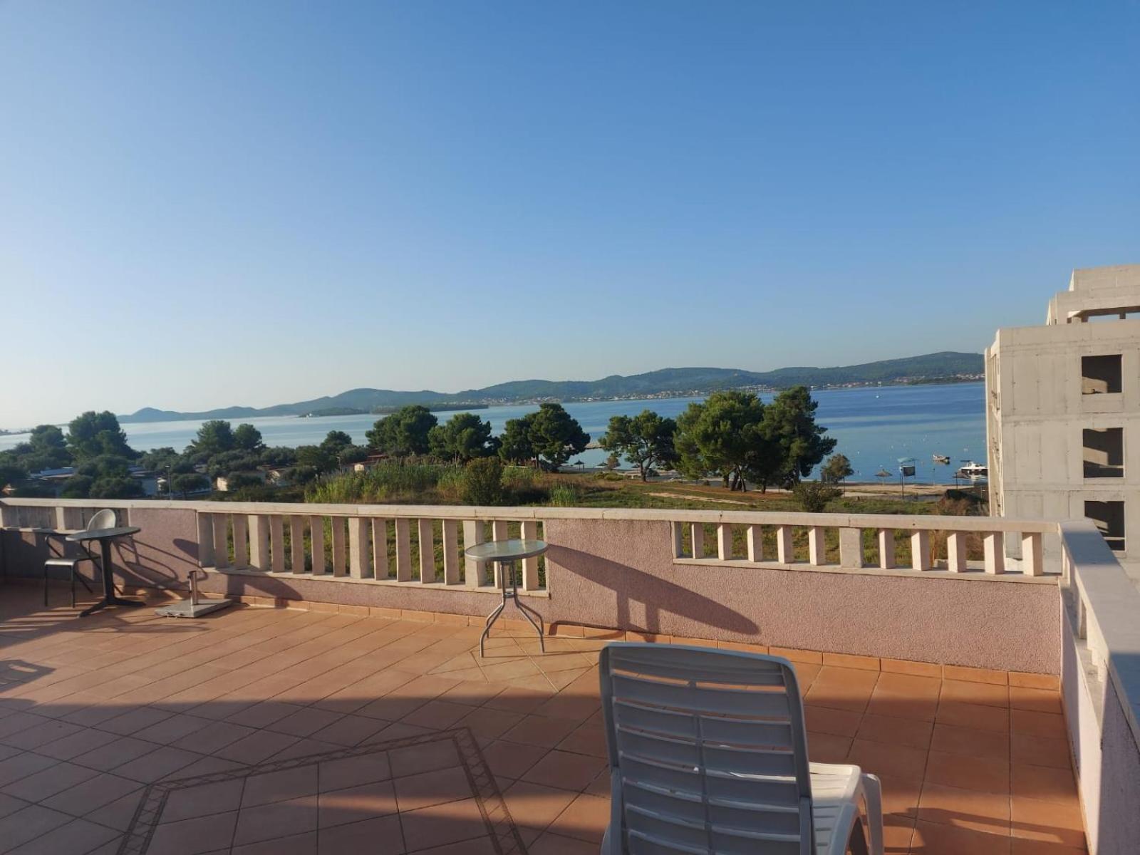 Villa Toni Sveti Filip i Jakov Esterno foto